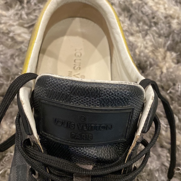 Louis Vuitton Mens Sneakers - Picture 3 of 5